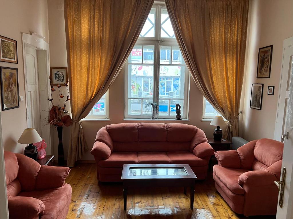 Posezení v ubytování Albert Guest House