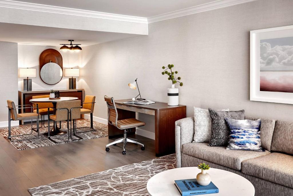 Posezení v ubytování JW Marriott Desert Springs Resort & Spa