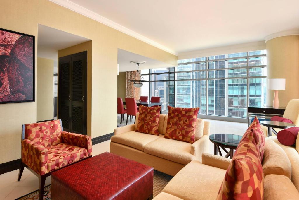 Posezení v ubytování Marriott Marquis City Center Doha Hotel