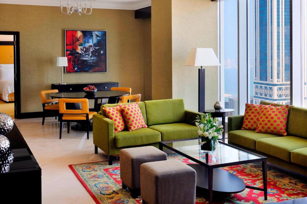 Posezení v ubytování Marriott Marquis City Center Doha Hotel
