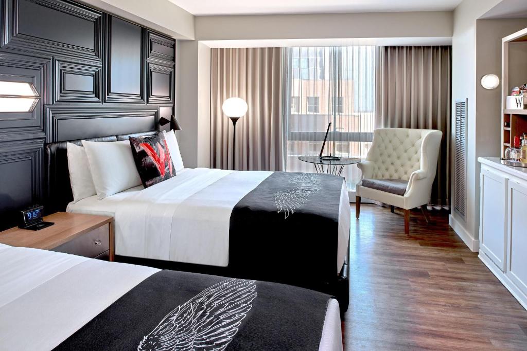 W Boston - 