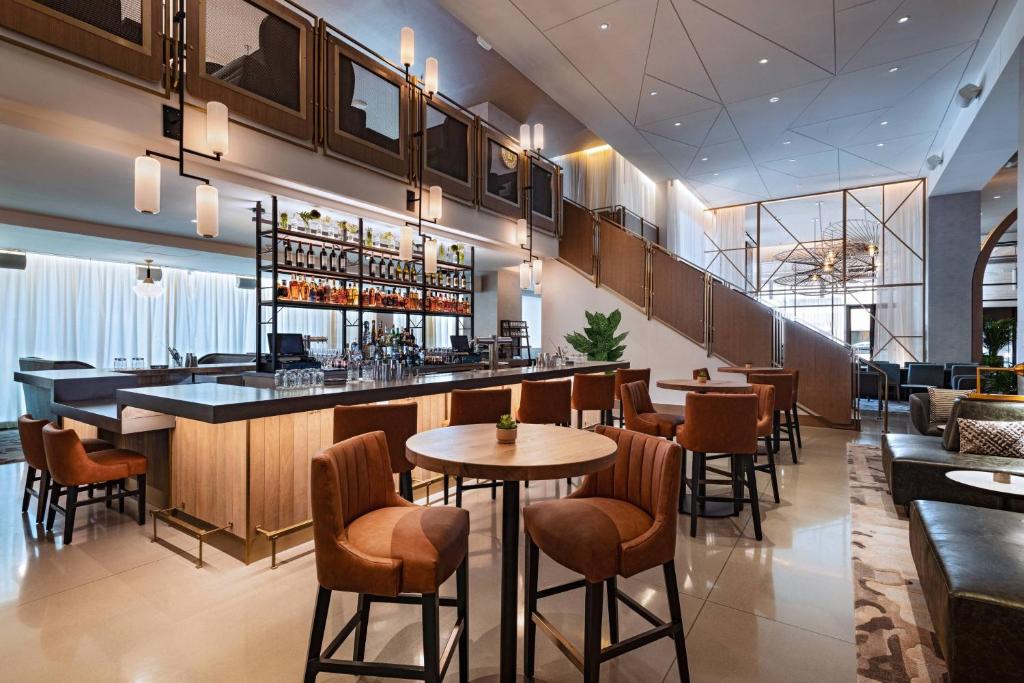 Austin Marriott Downtown photo