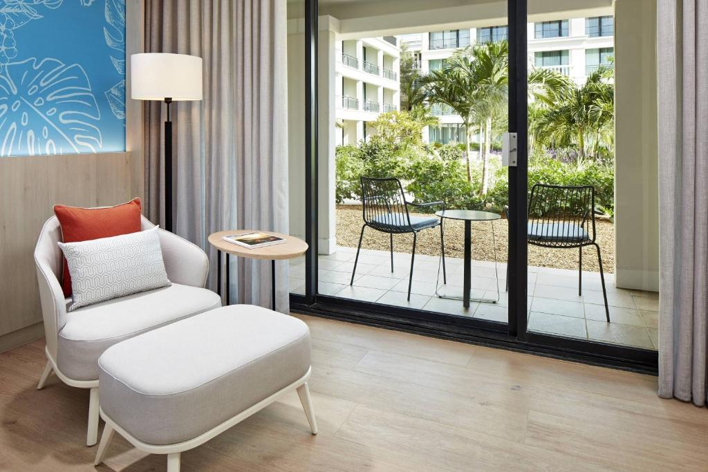 Posezení v ubytování Curaçao Marriott Beach Resort