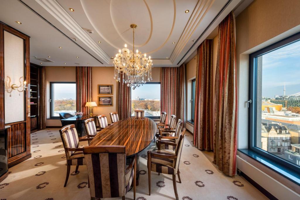JW Marriott Hotel Berlin photo