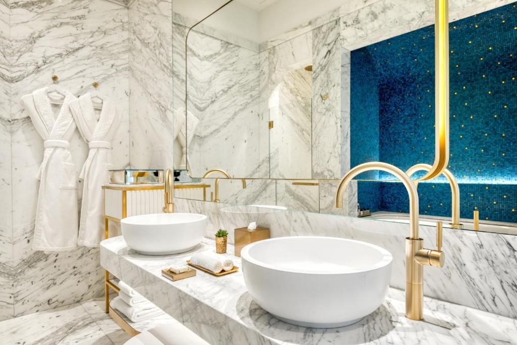Kúpeľňa v ubytovaní Matild Palace, a Luxury Collection Hotel