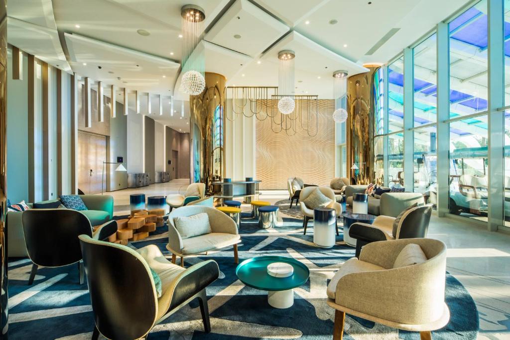 Posezení v ubytování Paragraph Resort & Spa Shekvetili, Autograph Collection