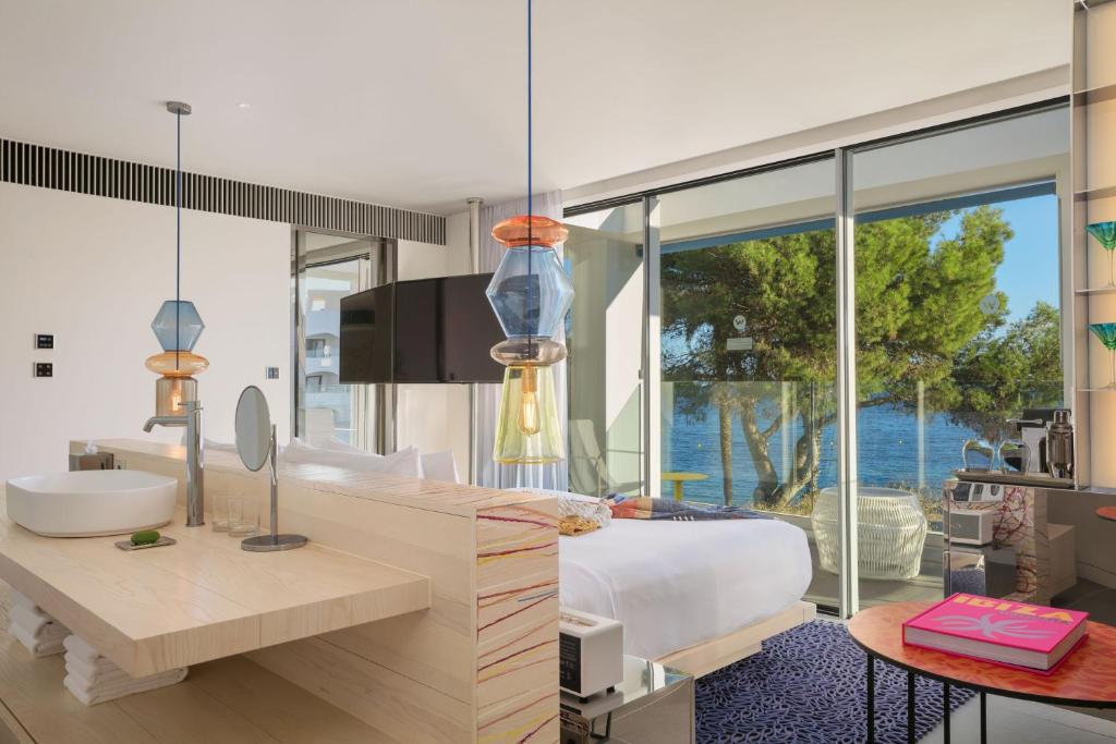 W Ibiza, Santa Eulària des Riu – Precios actualizados 2023