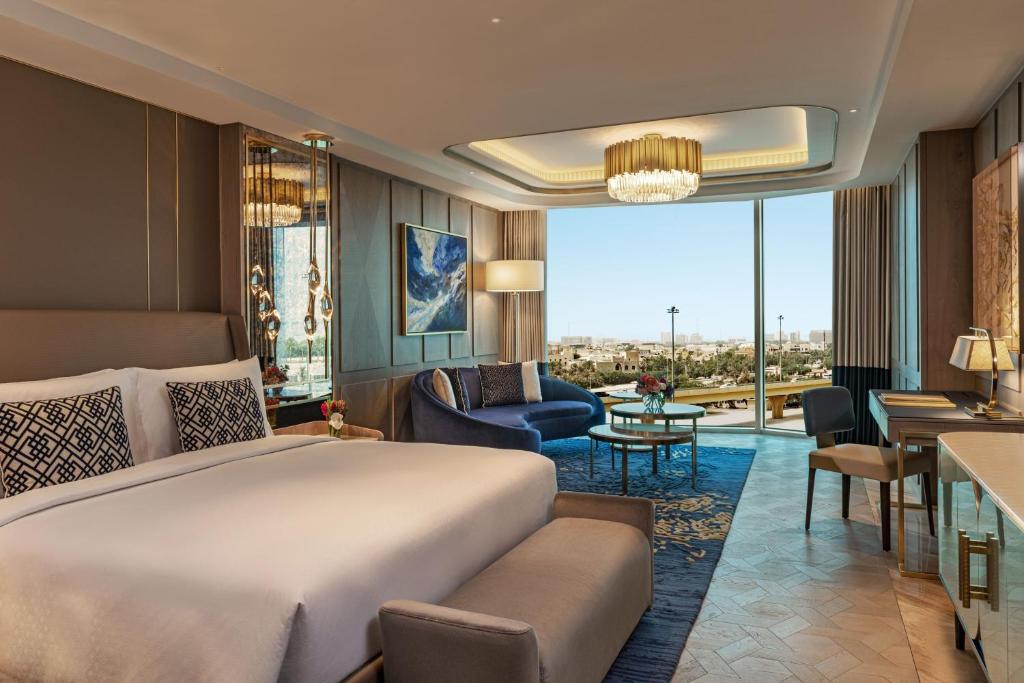 The St. Regis Kuwait - King Suite - Opera