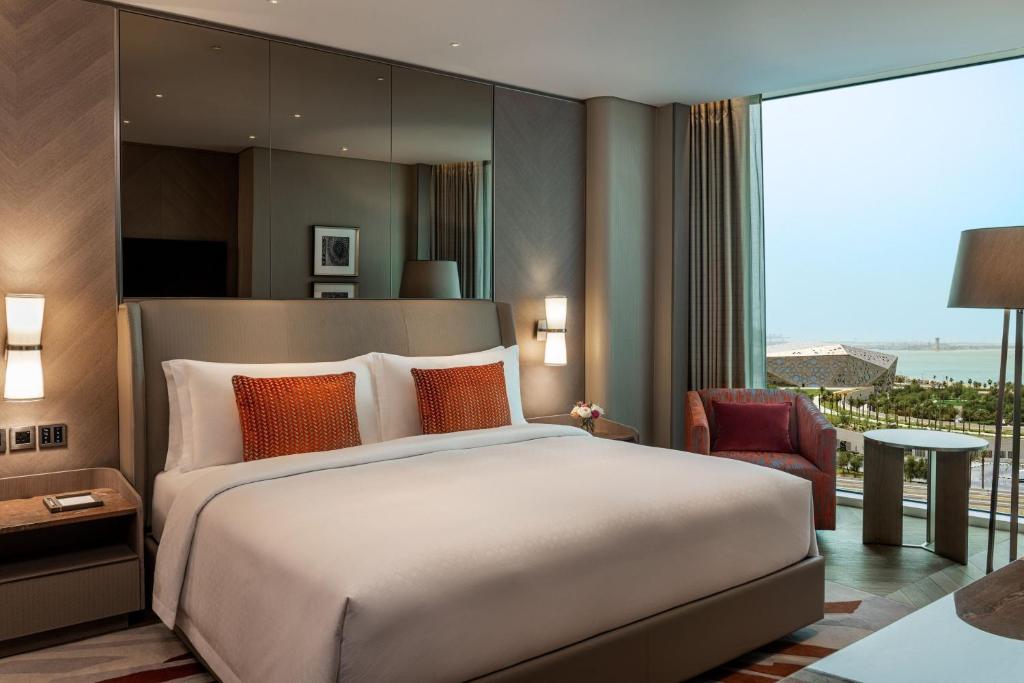 The St. Regis Kuwait - Suite King - Astor