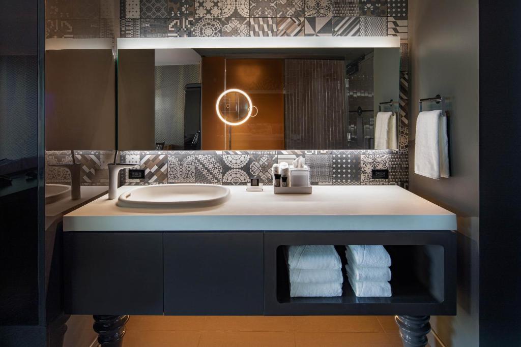 W Philadelphia - Wonderful, Guest Room, 1 King