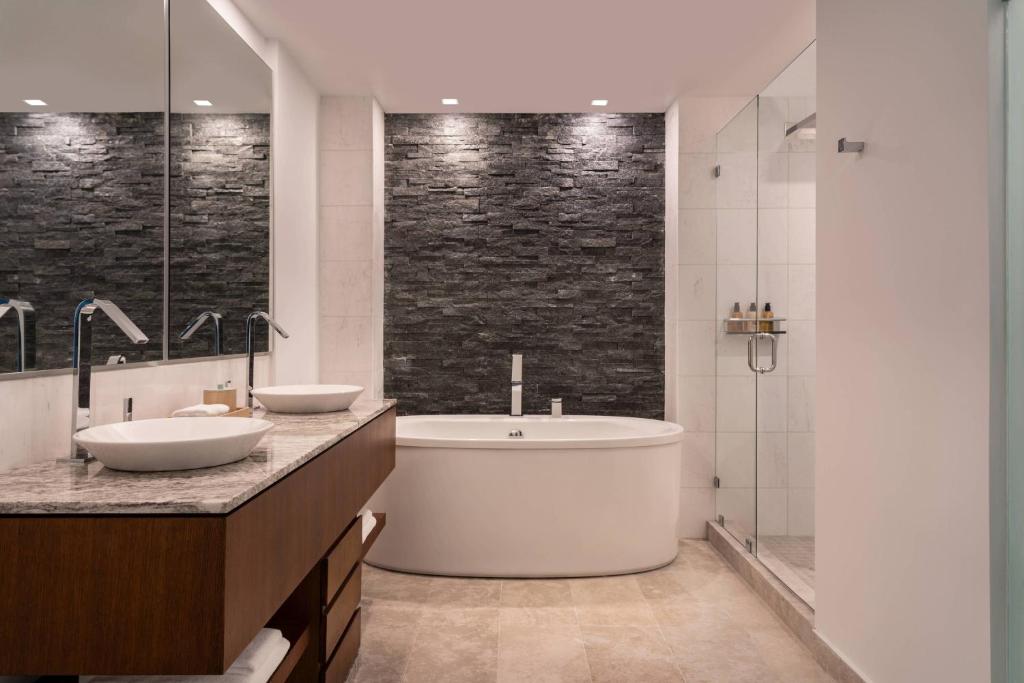 The Ritz-Carlton, Turks & Caicos photo 5
