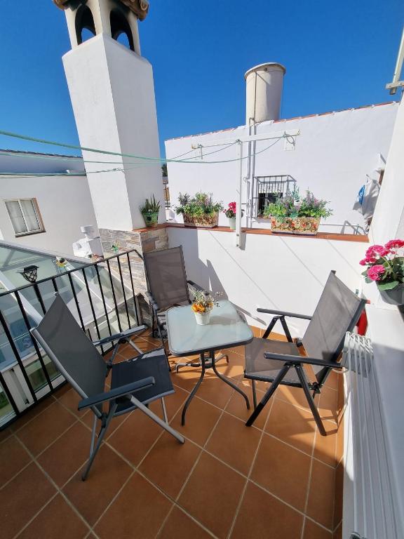 Casa de los abuelos 6 personas - Maison De Trois Chambres