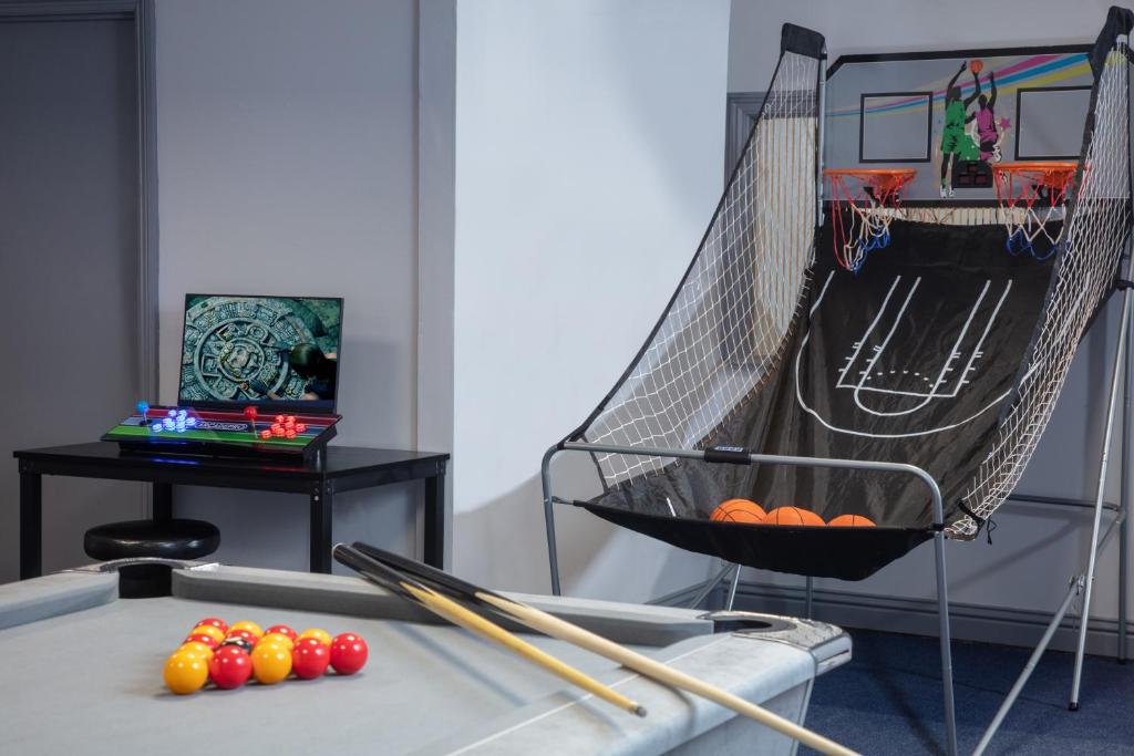 Stratford Manor Hotel - Resim 22