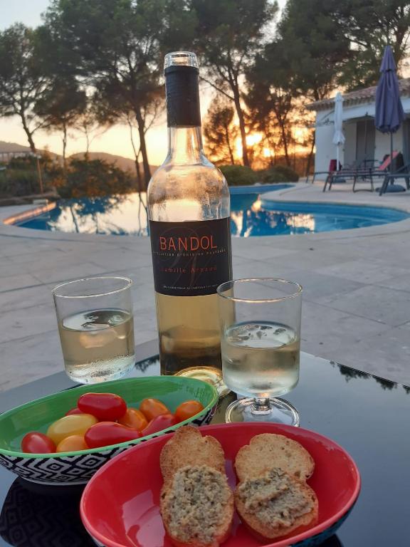 Nápoje v ubytování Une Pause en Provence