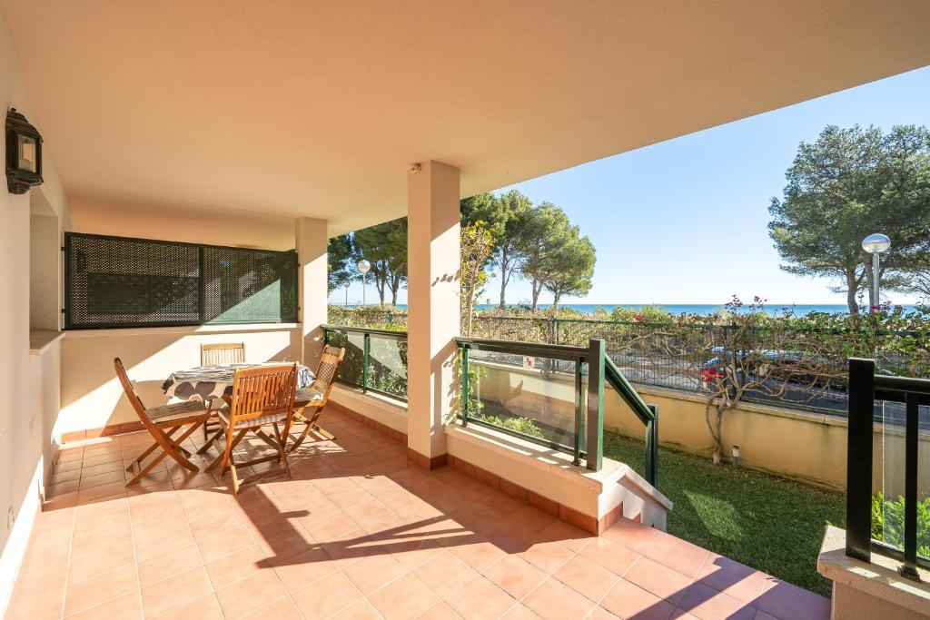 A balcony or terrace at Costa Linda 109