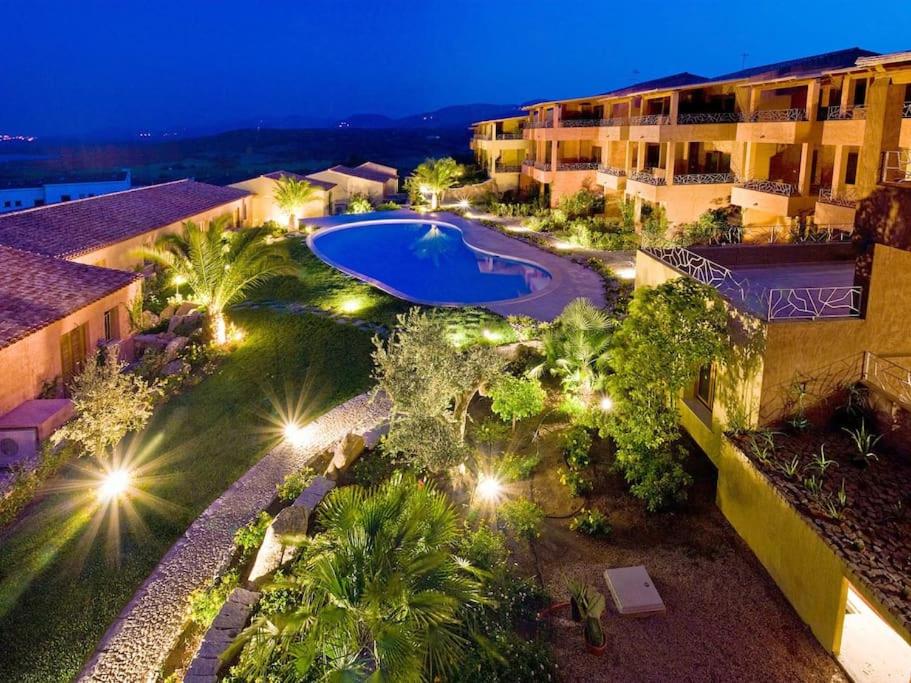Boutique Apartment no 24 with Sea View and large Pool