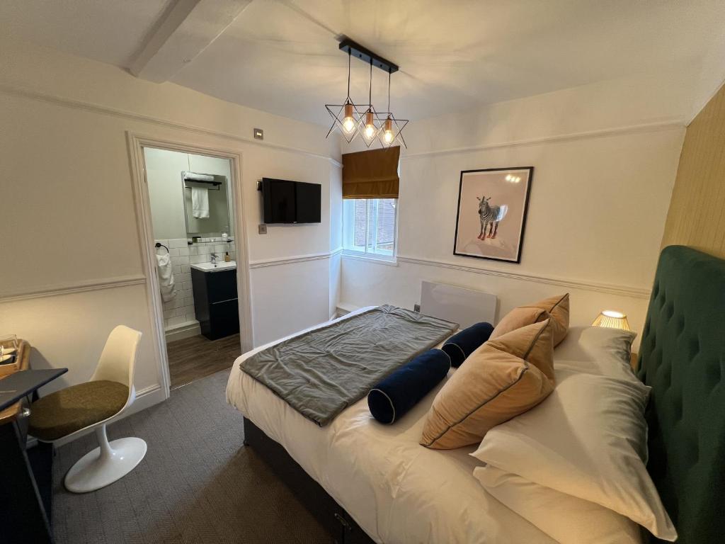 The Crown Inn at Benson - Deluxe Double Room