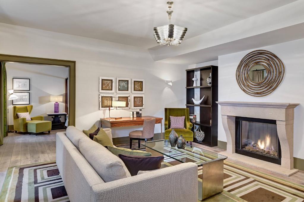 Augustine, a Luxury Collection Hotel, Prague - Resim 11