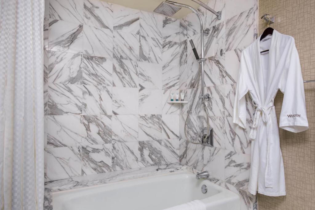 The Westin St. Francis San Francisco on Union Square - 客房，1国王，有限的视图，塔楼