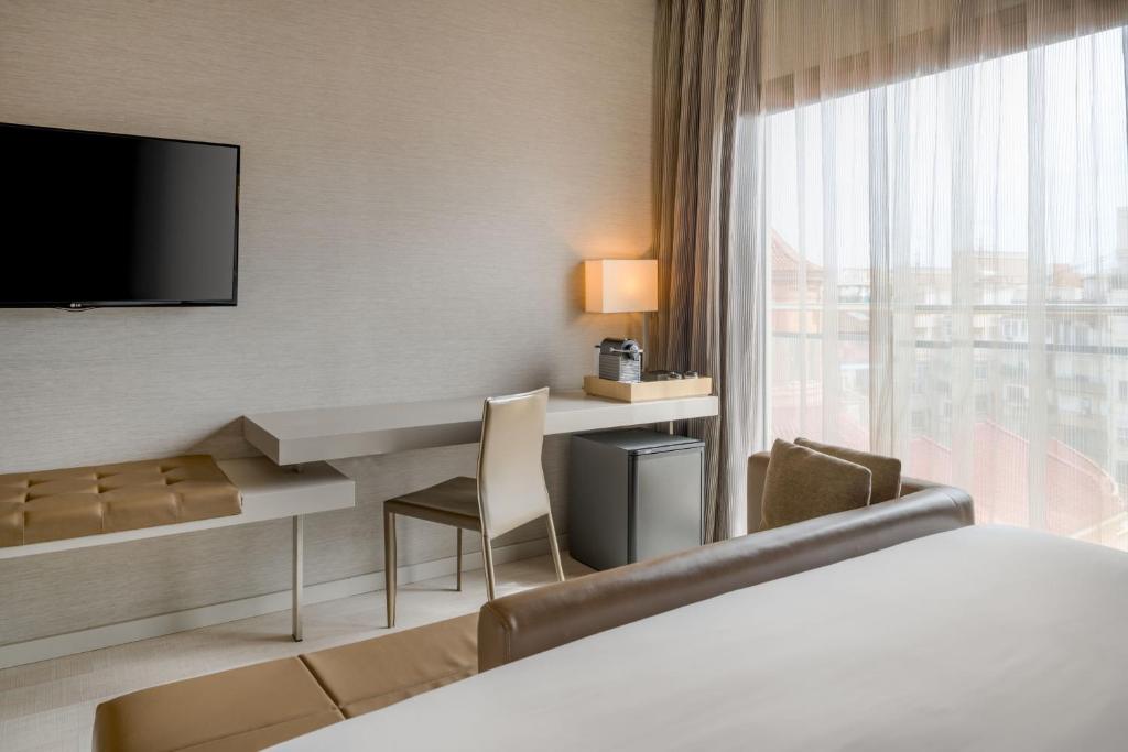 AC Hotel Colón Valencia by Marriott, Valencia – Updated 2023 ...