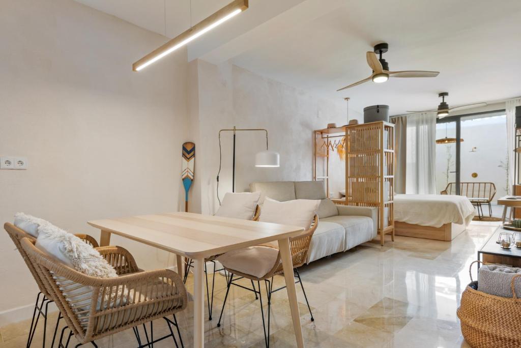 Las Buganvillas 11