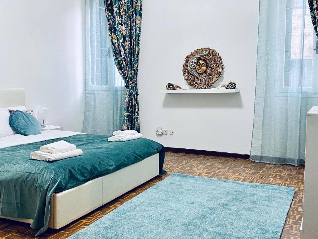 La Dogaressa Guest House - Queen Room With Shared Bathroom