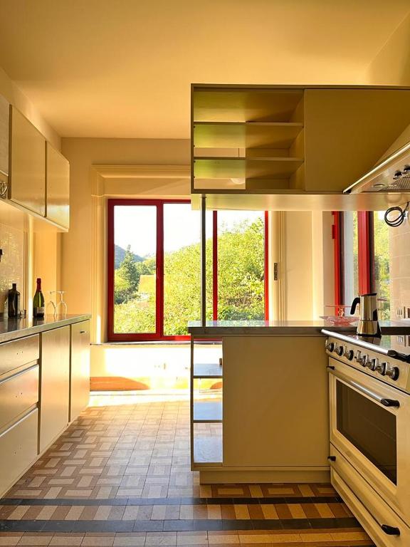 Köök või kööginurk majutusasutuses Villa Michaux