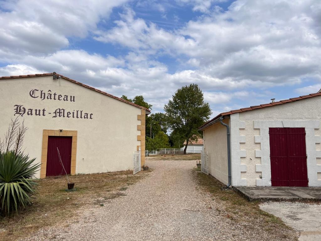 Gîte de Château Haut Meillac, Gours – Tarifs 2023