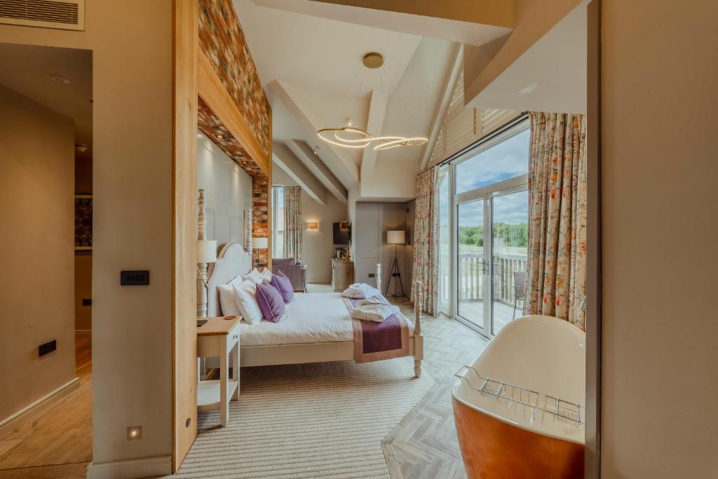 Sandburn Hall - Resim 2