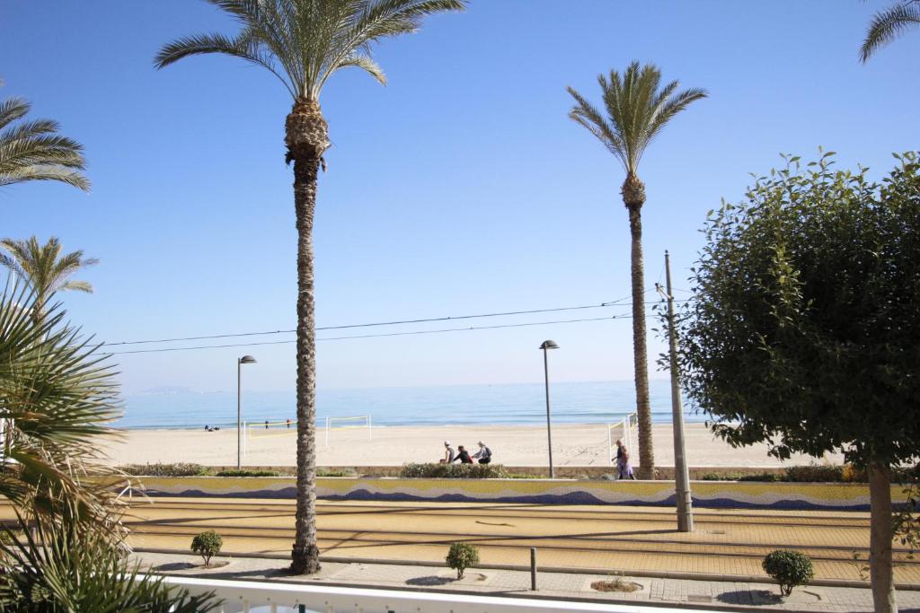 APARTAMENTO LAS OLAS Playa Muchavista, Alicante – Updated ...