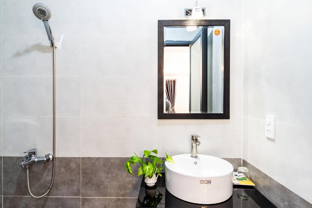 Phòng tắm tại Đà Lạt Cao Nguyên Hotel