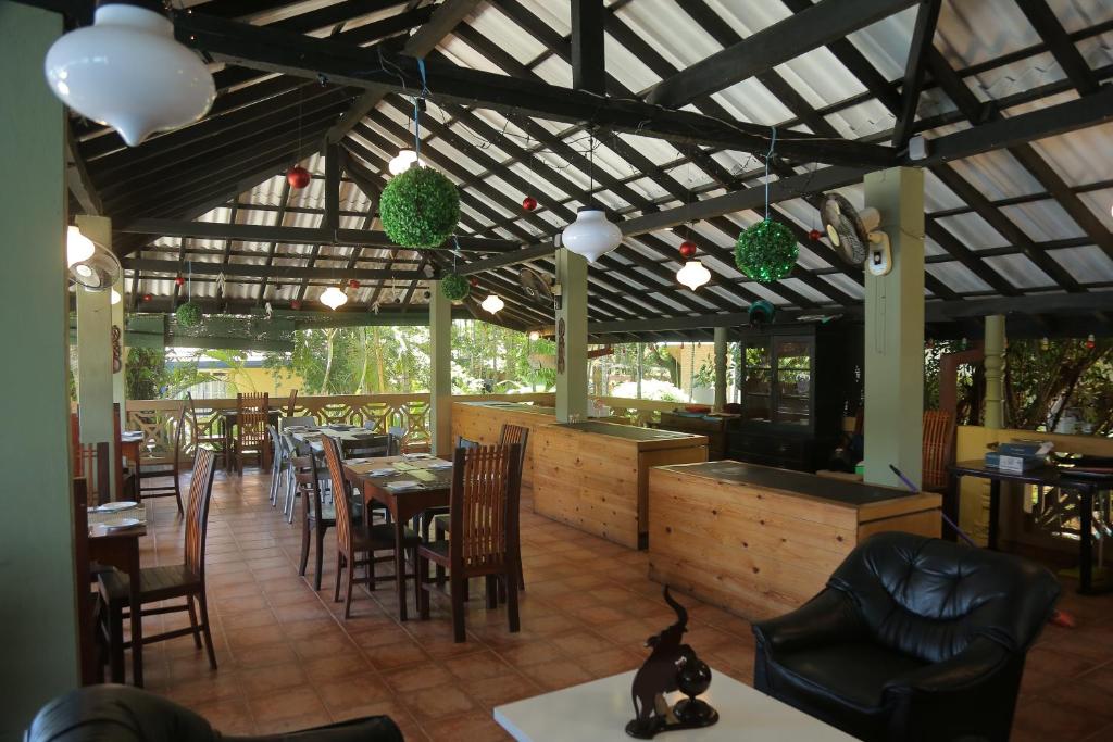 Restaurace v ubytování Laluna Ayurveda Resort