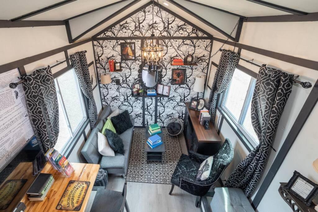 NEW Relentless Raven2 TinyHouse w/Escape Room - Housity