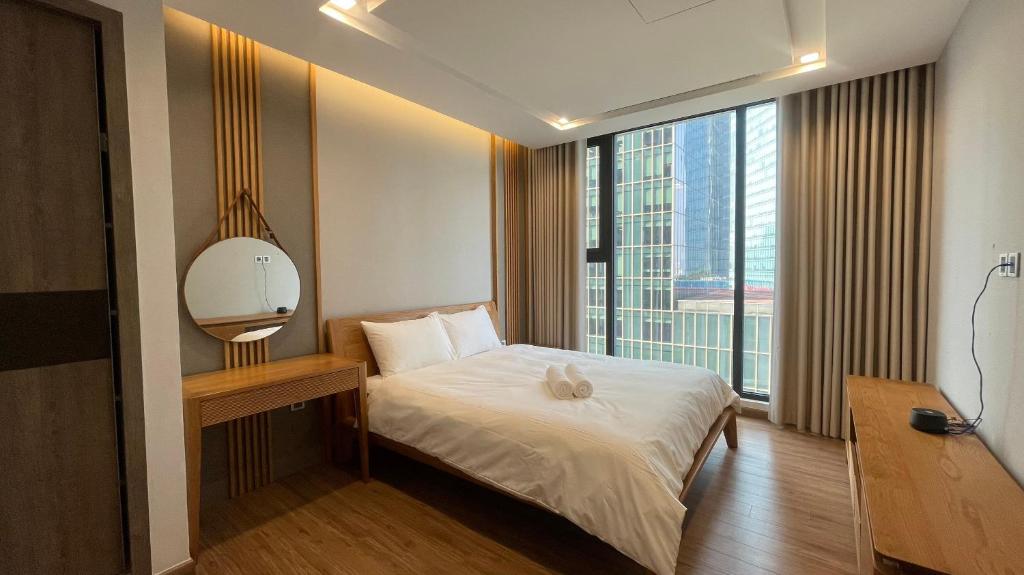 Homestay Vinhomes Metropolis 304 Kim Mã Ba Đình Hà Nội - Three-Bedroom Apartment