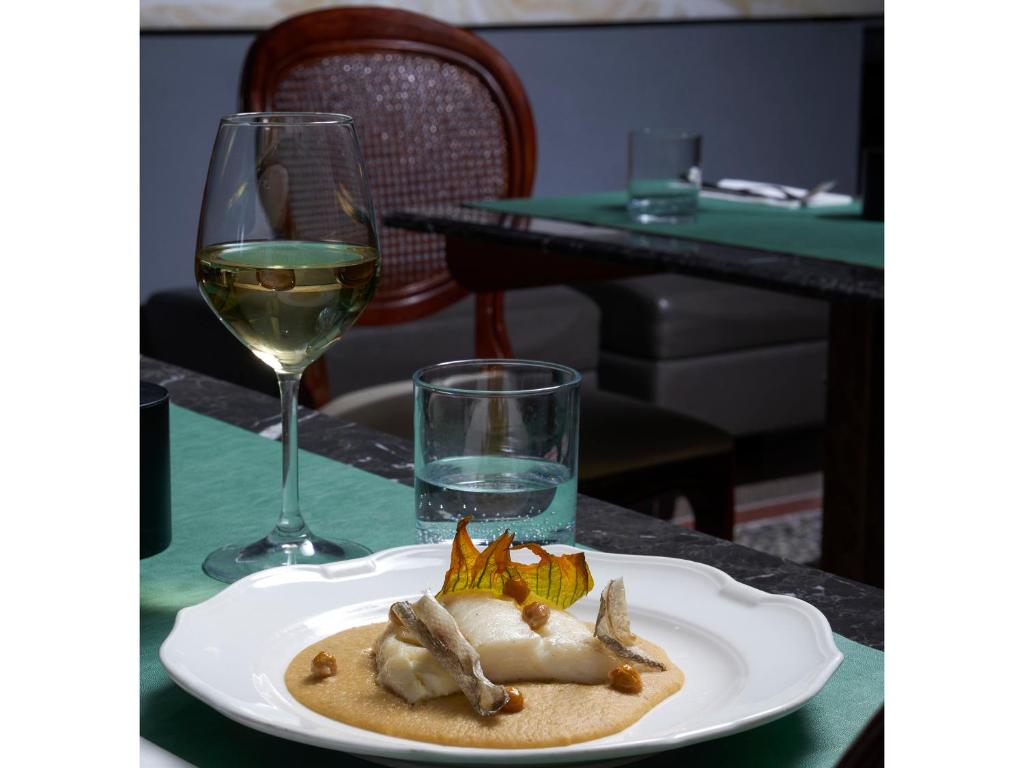 Golden Tulip Rome Piram - Resim 8