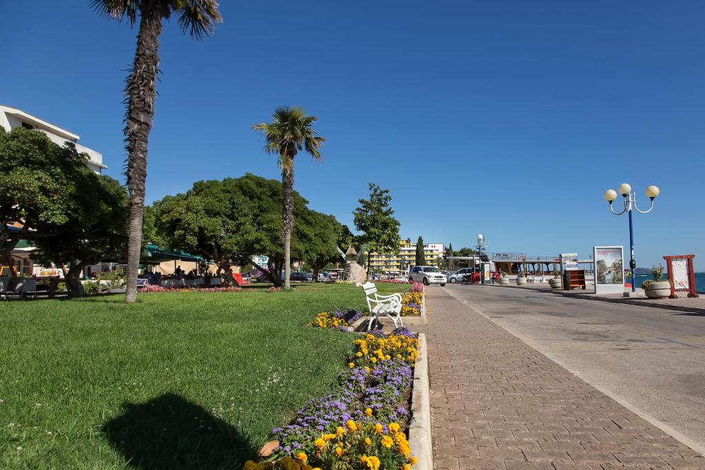 Příroda nedaleko hotelu