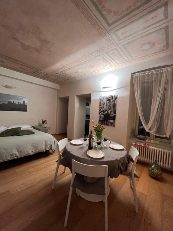 Livinn Bergamo LA MANSARDINA1 e L'AFFRESCO - 16