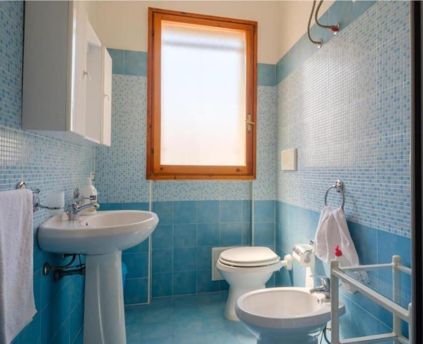 A bathroom at Casa Blasco Porto Cesareo