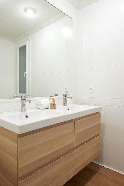 A bathroom at Autonomia - The Rentals Collection