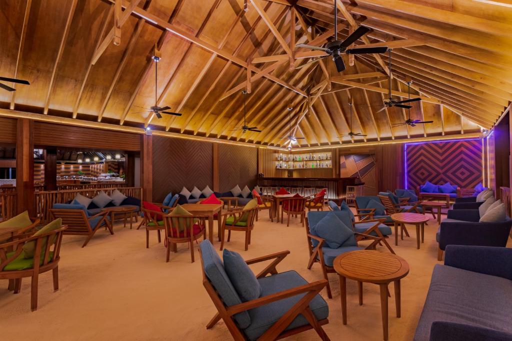 Dhigufaru Island Resort - View 38