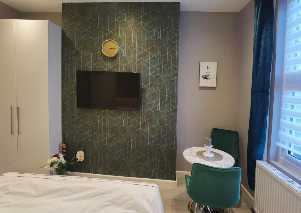 Double Room London - Double Room With Private External Bathroom