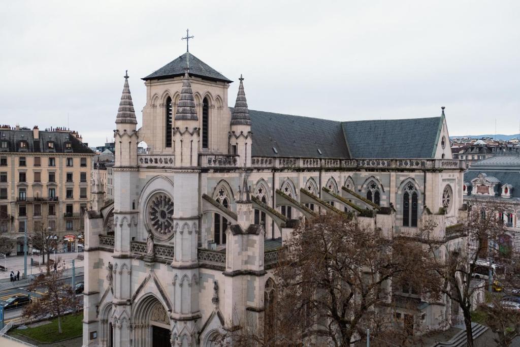 Hôtel Astoria - Resim 41