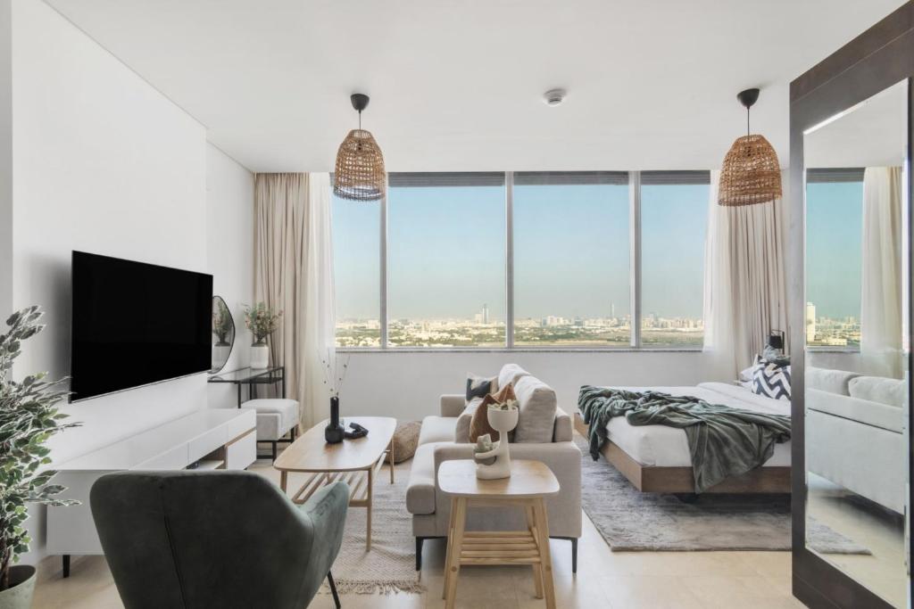 GuestReady Sky Gardens with Dubai Frame Views, Dubai (updated prices