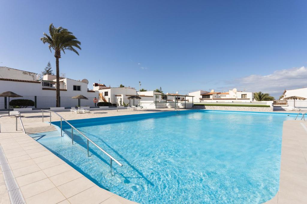 Ohana Townhouse, Arona – Updated 2023 Prices