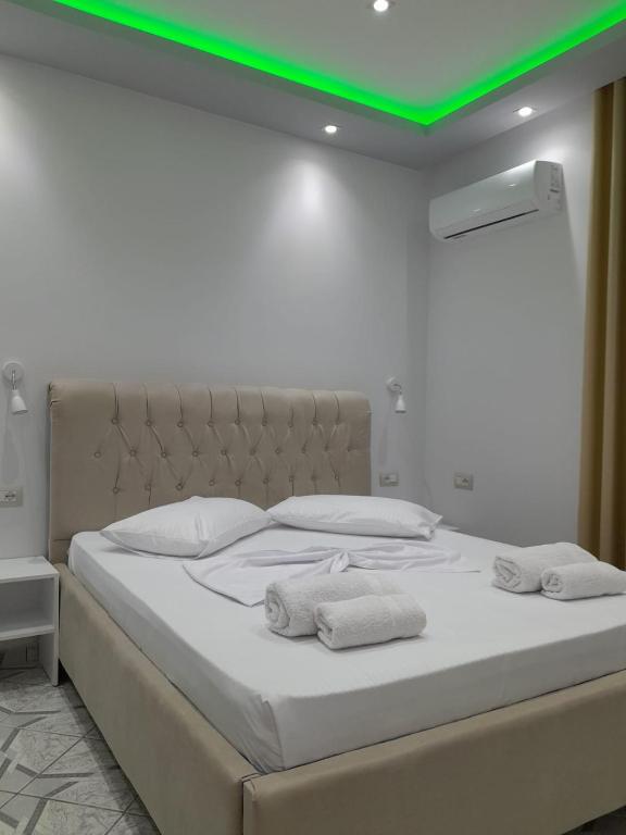 Sinani Apartments - Image 2