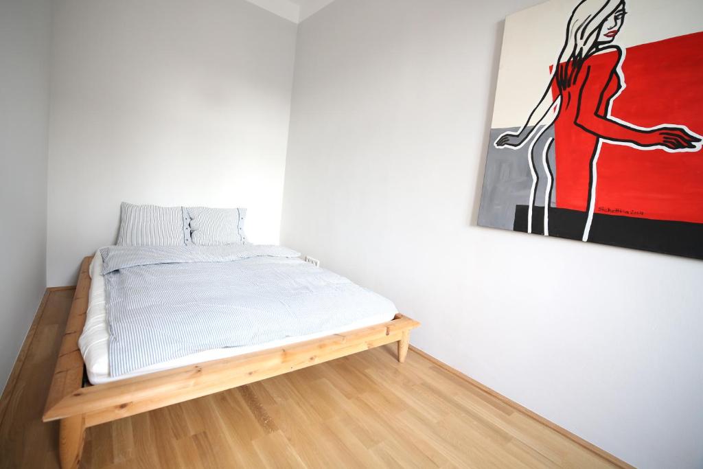 Classic, Modern & Sunny. 7min to Vienna’s center! - One-Bedroom Apartment