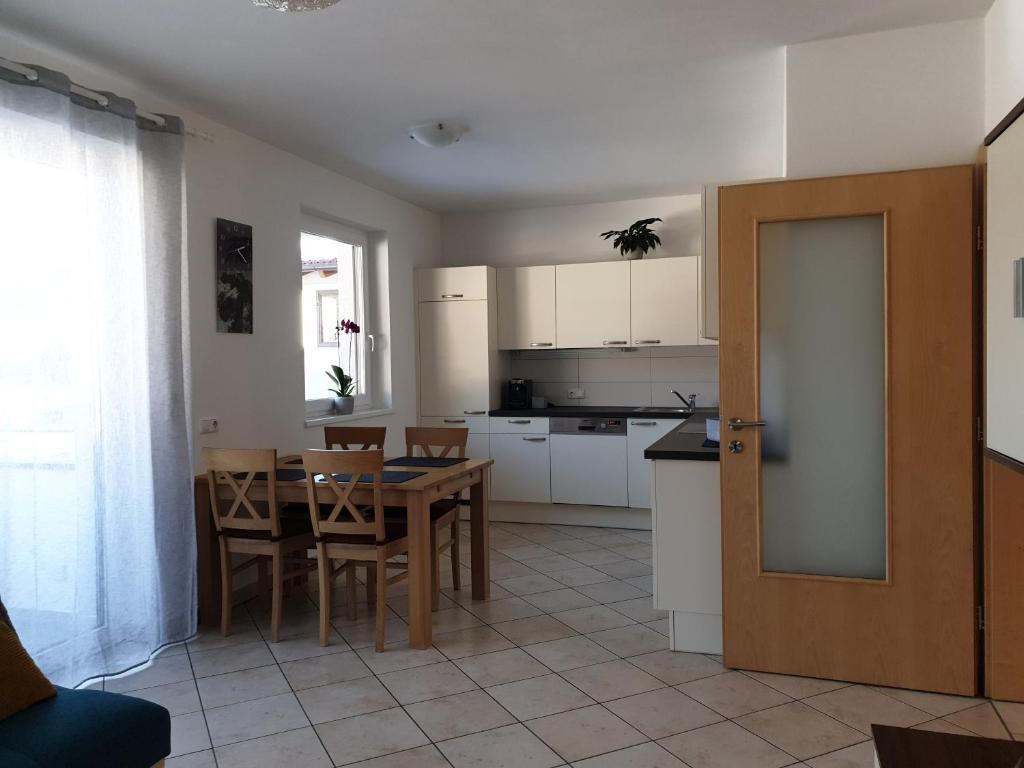Kuchyň nebo kuchyňský kout v ubytování Ferienwohnung Bergsteiger