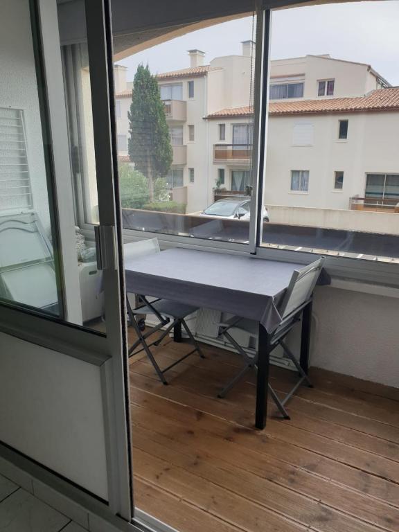 Balkón alebo terasa v ubytovaní Studio La Désirade Centre Port avec parking