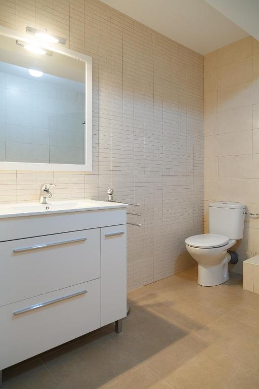 Kúpeľňa v ubytovaní UHC COSTA PINOSMAR APARTMENTS
