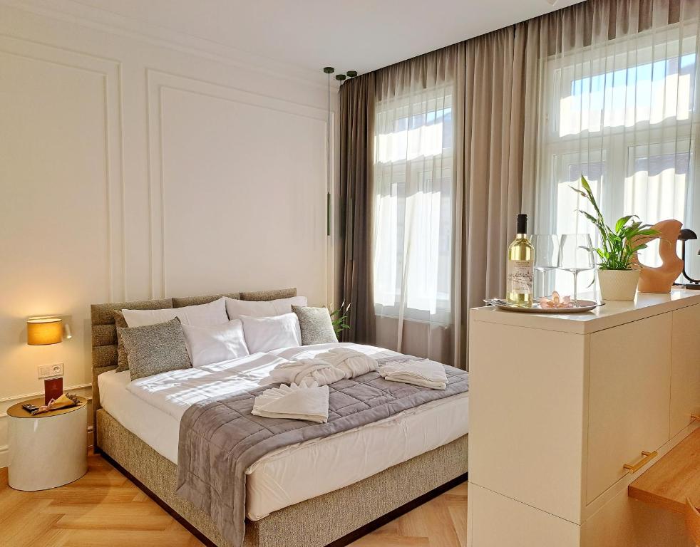 Posteľ alebo postele v izbe v ubytovaní Hotel Domus Collis